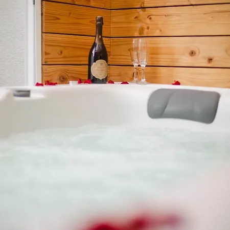 Casa Gauda — Jacuzzi, Relaxation & Serenity * Falaise (Calvados)