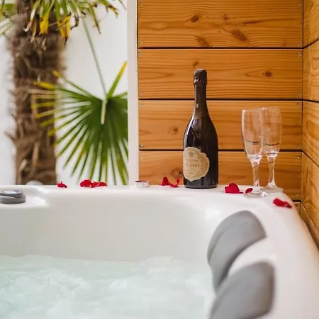 Casa Gauda — Jacuzzi, Relaxation & Serenity * Falaise (Calvados)